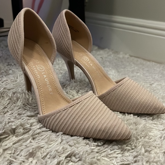 High Heels - Picture 2 of 3